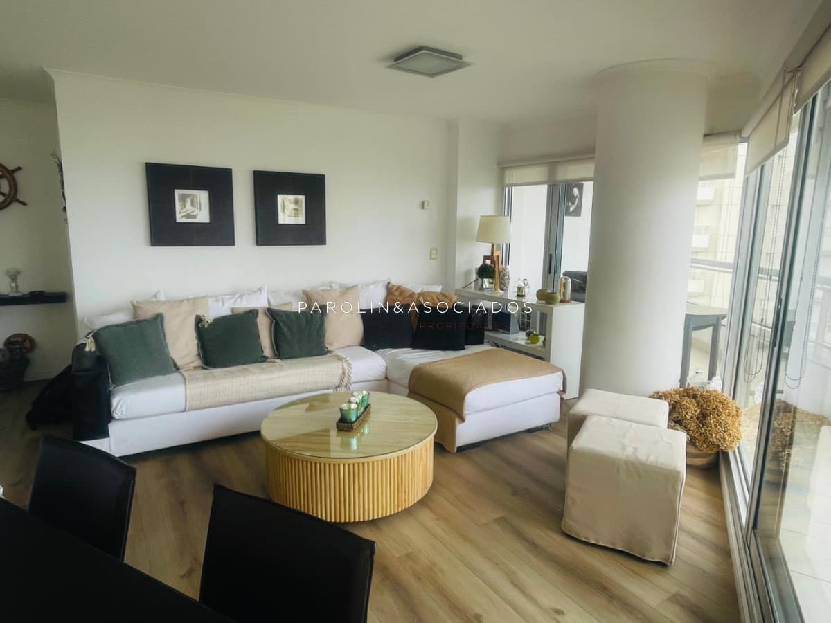 Departamento en Alquiler Temporario de 3 dormitorios en South Beach, Punta del Este