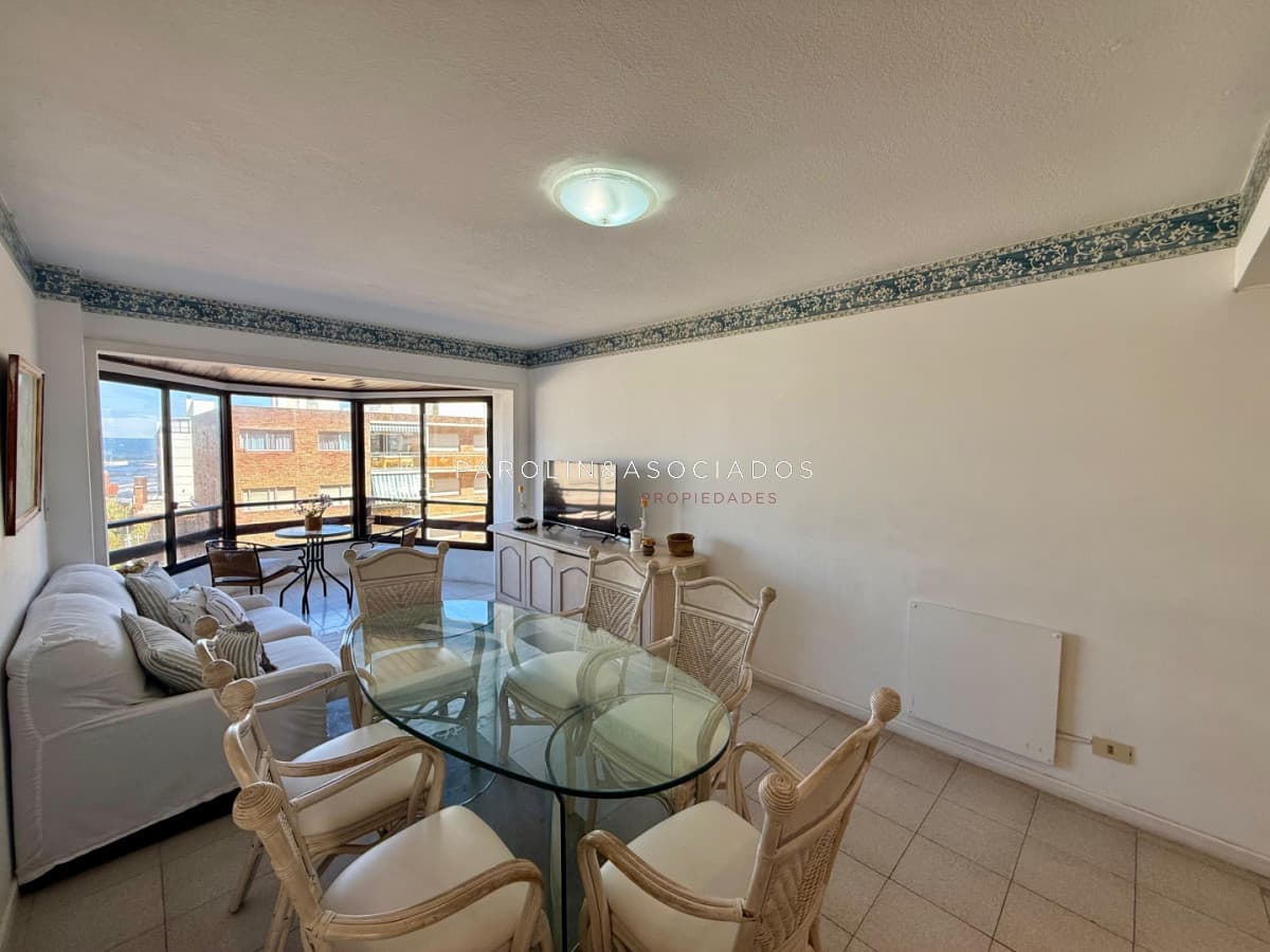 Departamento en Venta de 3 Dormitorios Peninsula, Punta del Este