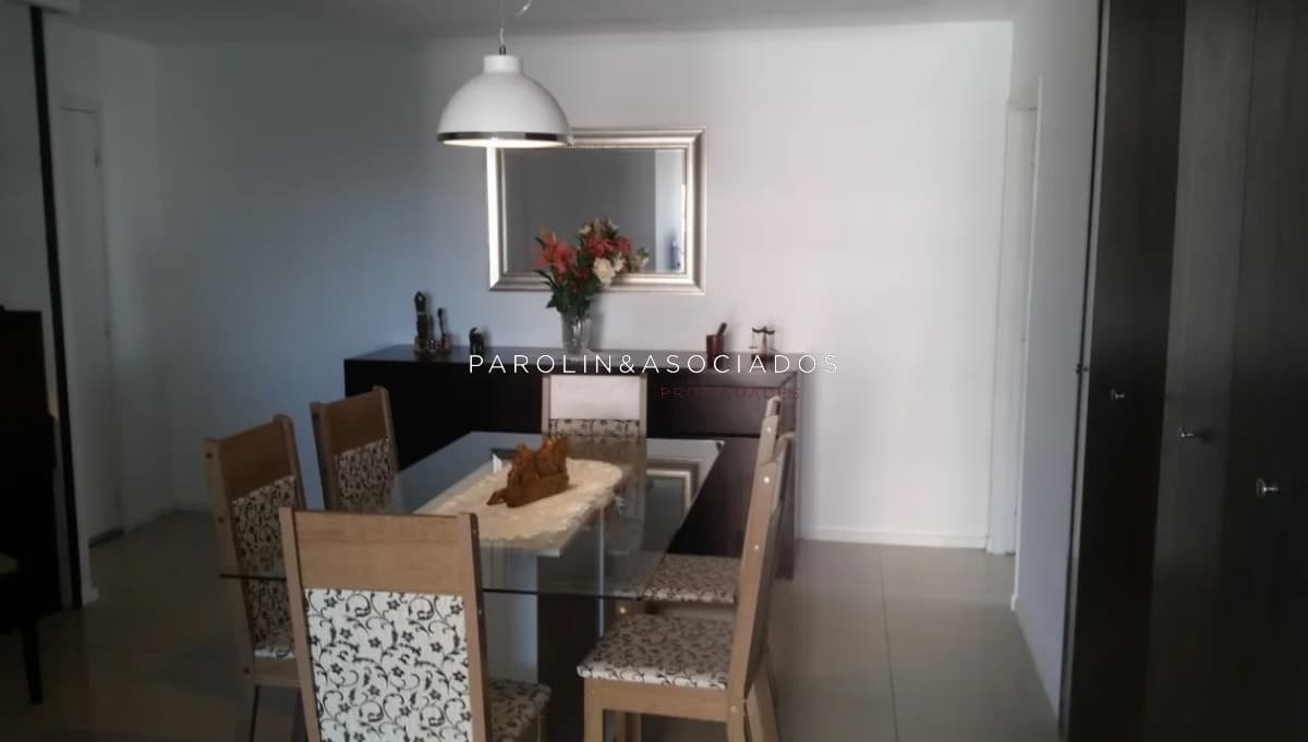 Apartamento en venta de 3 dormitorios en Torre Ibiza, Punta del Este.