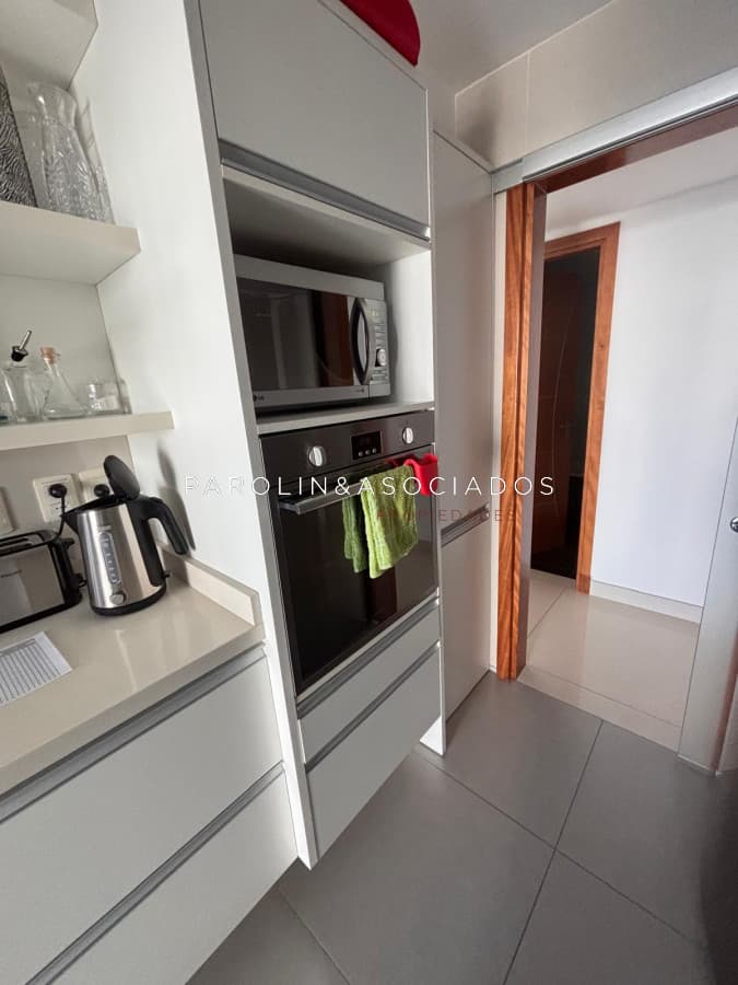 Apartamento de 2 dormitorios en Miami Boulevard, Punta del Este.