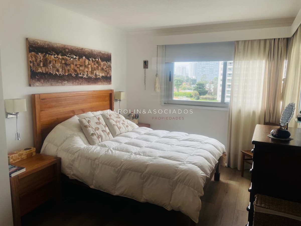 Departamento en Alquiler Temporario de 3 dormitorios en South Beach, Punta del Este