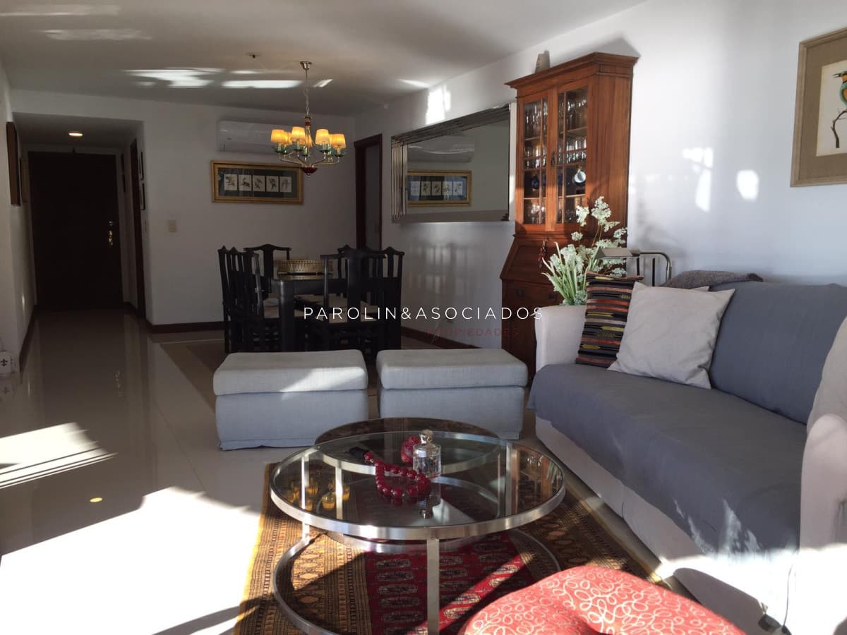 Apartamento en venta de 1 dormitorio en Punta del Este.