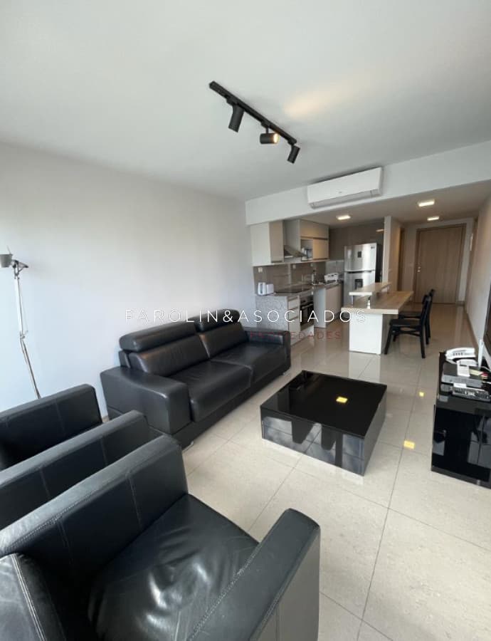 Muy comodo apartamento de 1 dormitorio y medio en Onix, Punta del Este.