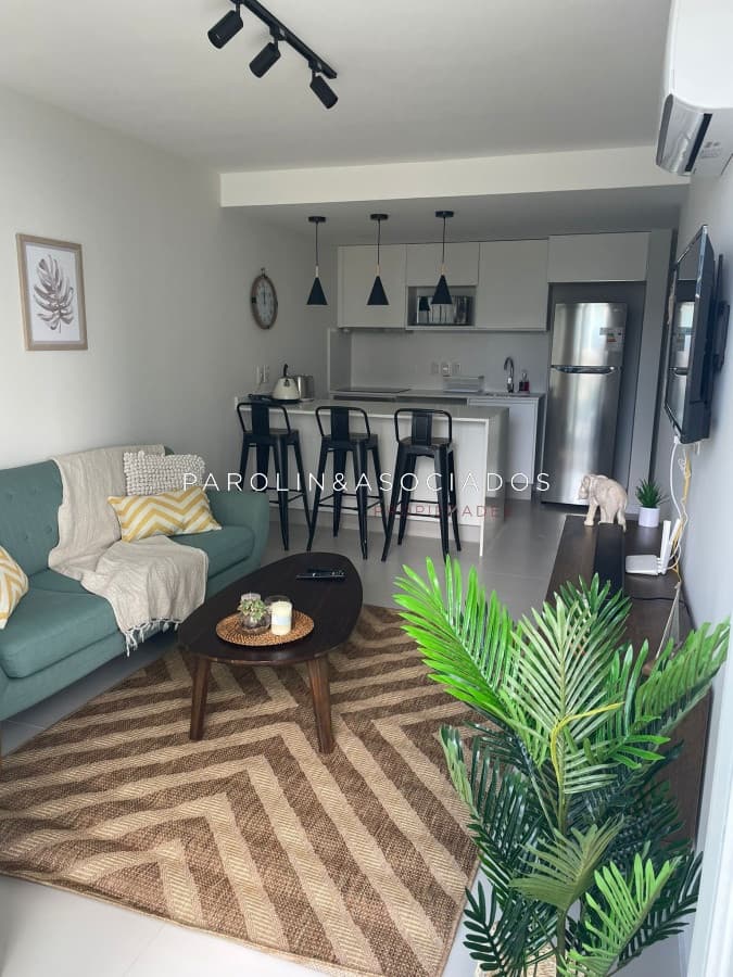 Apartamento en venta en edificio Saint Honore, Punta del Este.