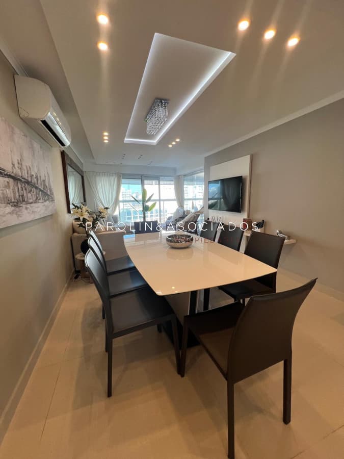 Apartamento en venta de 2 dormitorios en Miami Boulevard, Punta del Este.