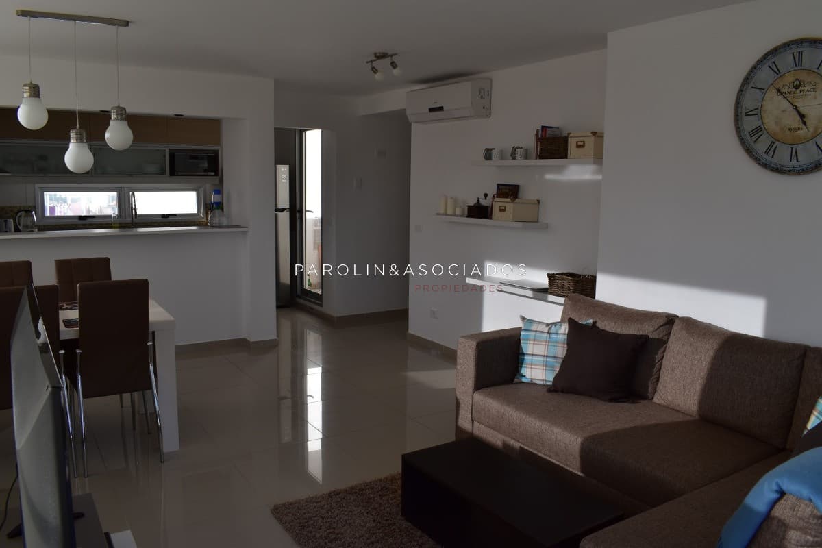 Apartamento en venta en Acapulco Tower, Punta del Este.