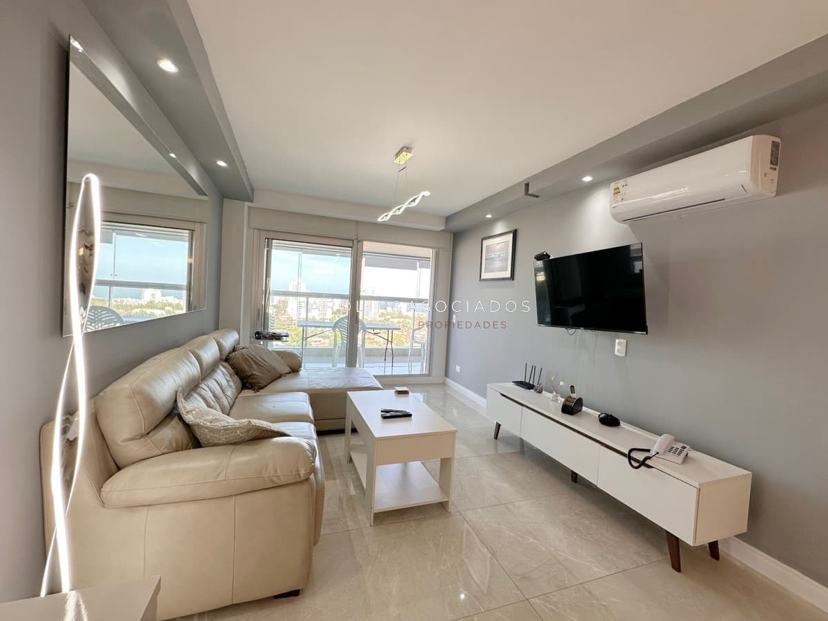 Apartamento en venta en Edificio Miami Boulevard, Punta Del Este.