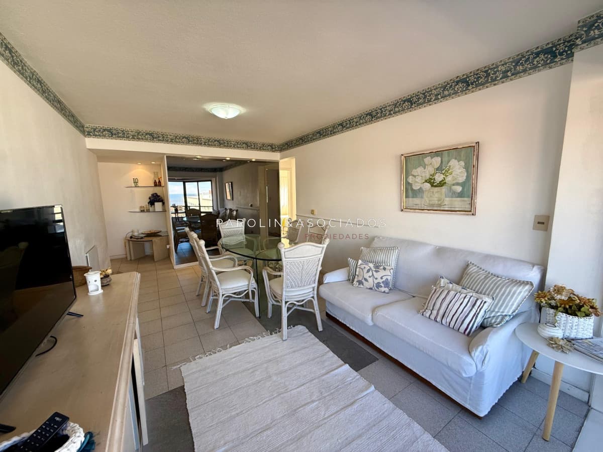 Departamento en Venta de 3 Dormitorios Peninsula, Punta del Este