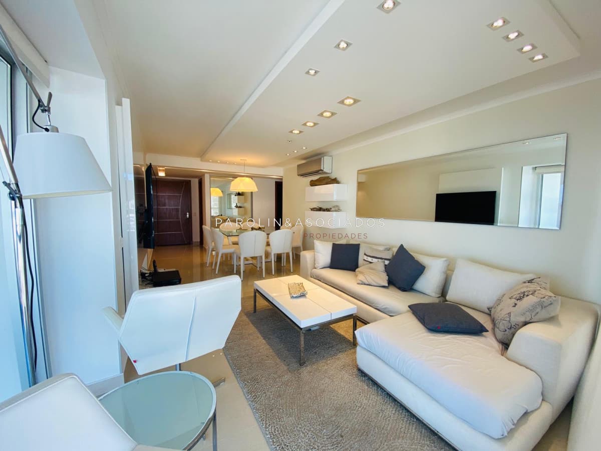 Apartamento en venta en Miami Boulevard, Punta del Este.