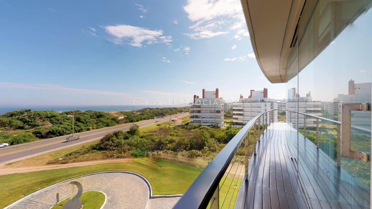 Apartamento en venta en Grey Stone, Punta del Este.