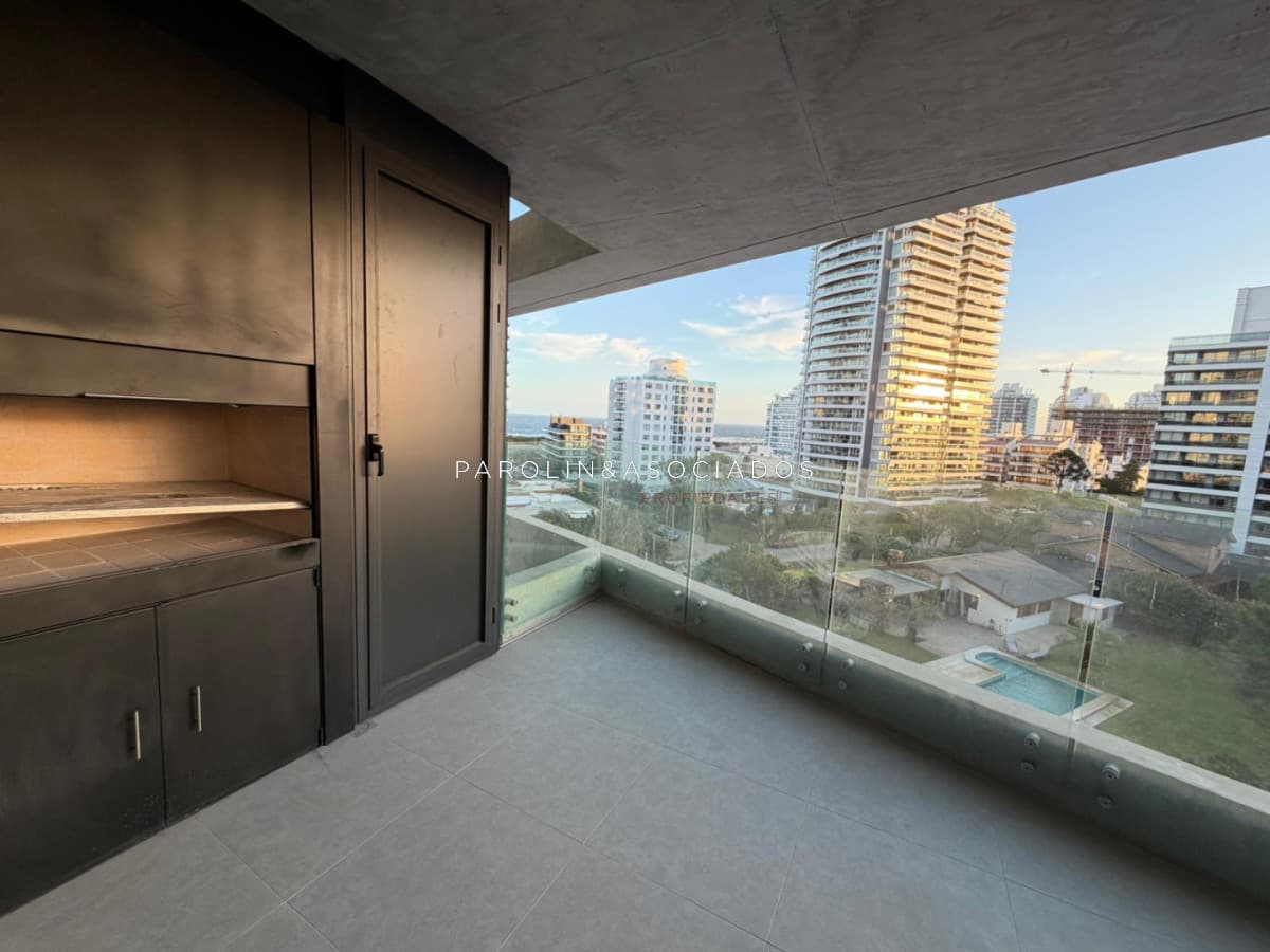 Apartamento en venta de 2 dormitorios en Wave Brava, Punta del Este