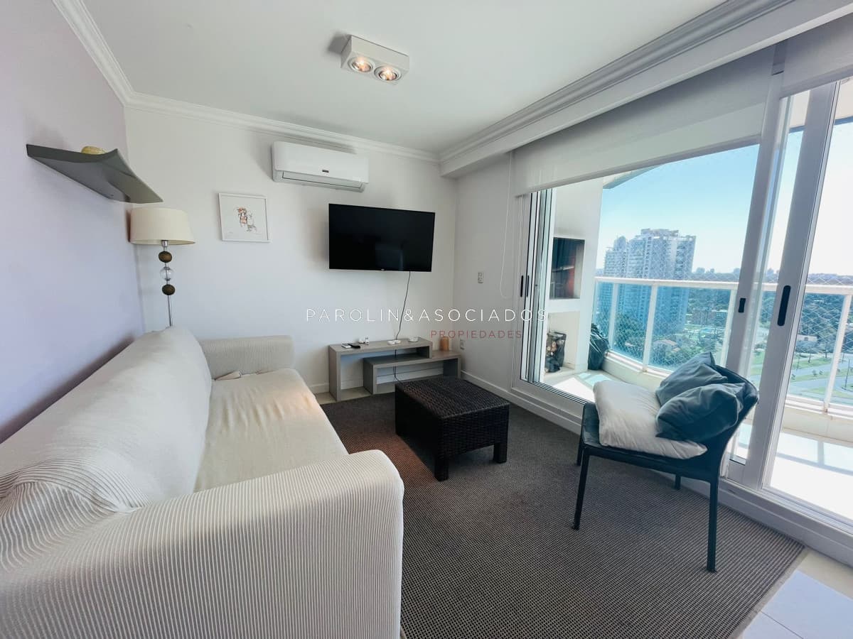 Apartamento en venta de 3 dormitorios en Casino Tower, Punta del Este