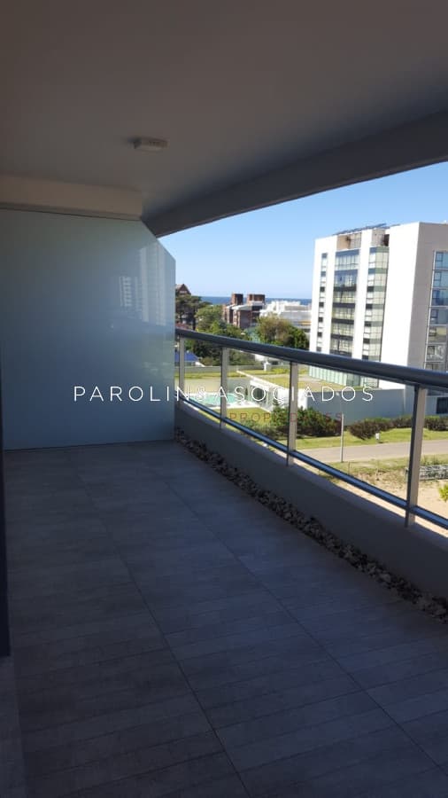 Apartamento en venta en Torre Look Brava, Punta del Este.