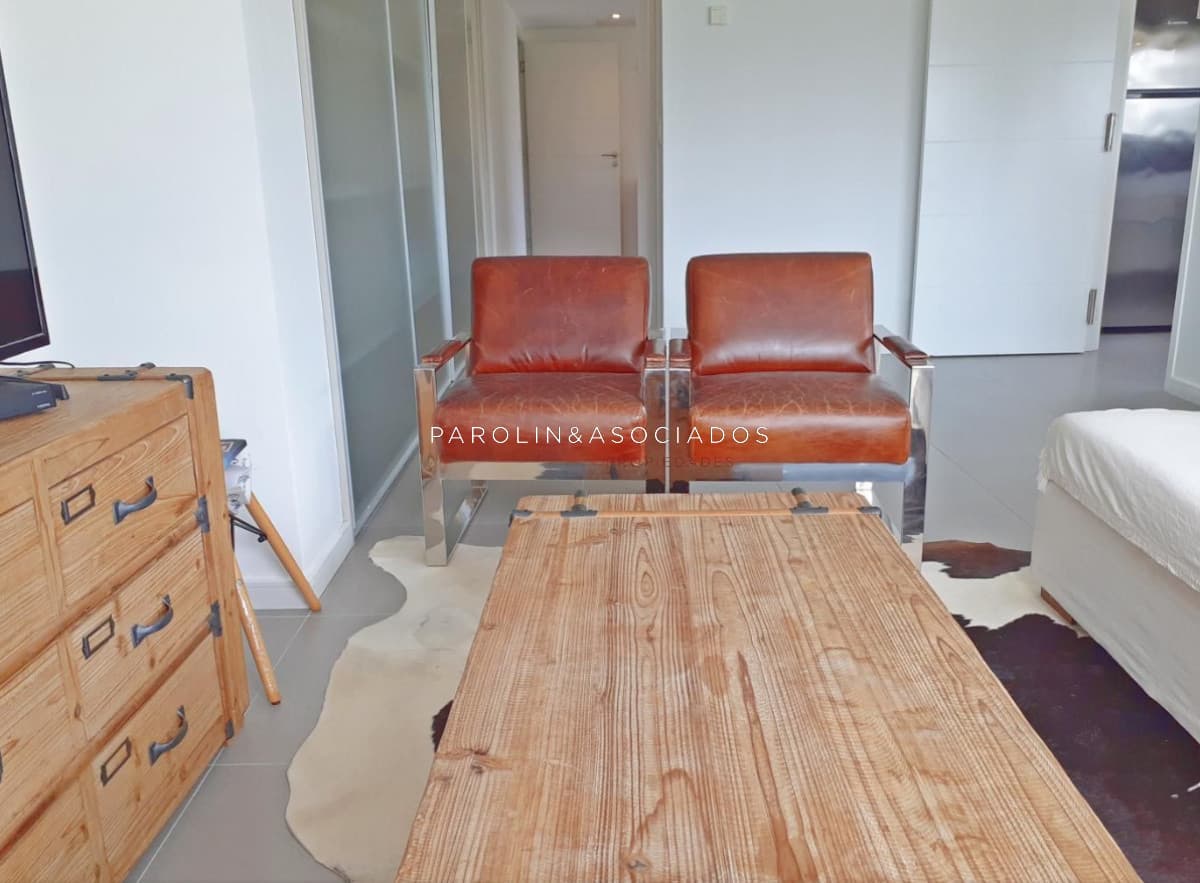Departamento en Venta de 2 dormitorios en Edificio Silente, Punta del Este