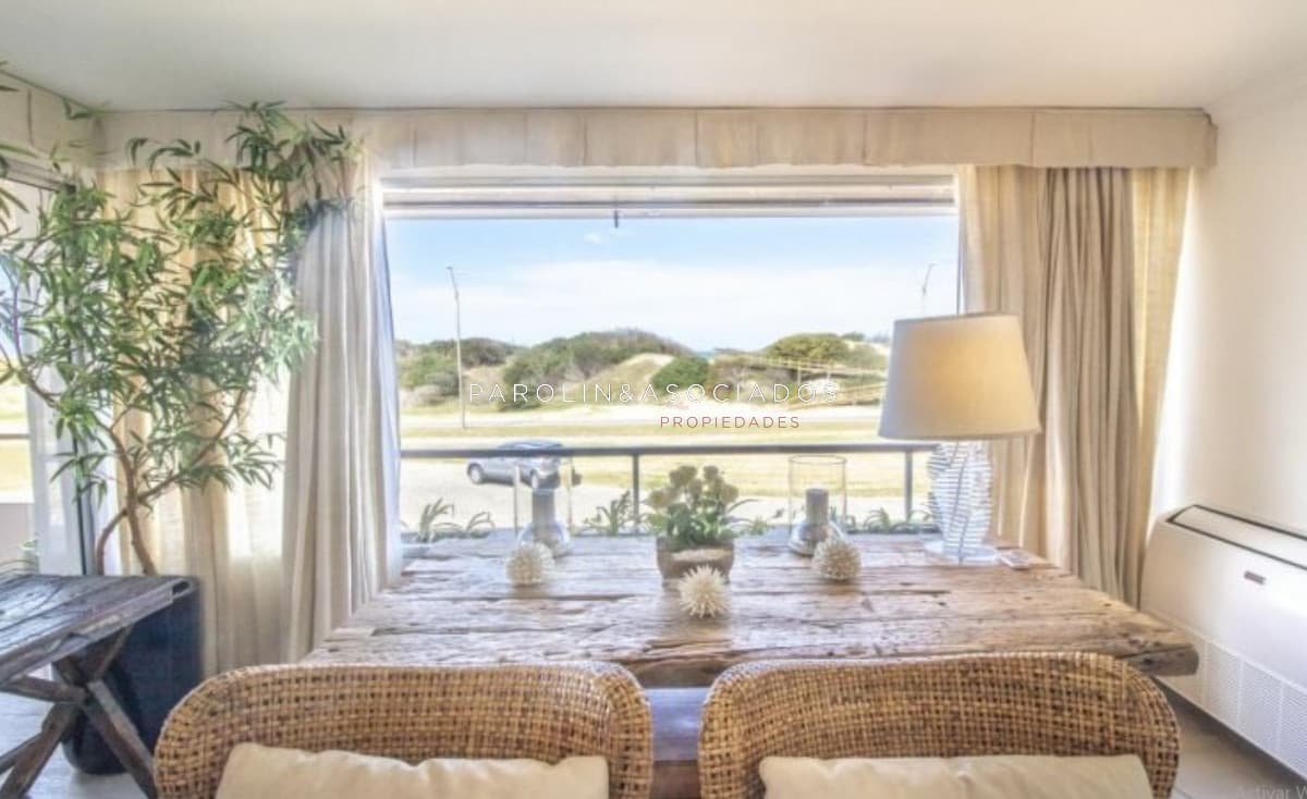 Apartamento de 4 dormitorios en Esturión Terraza, Punta del Este.