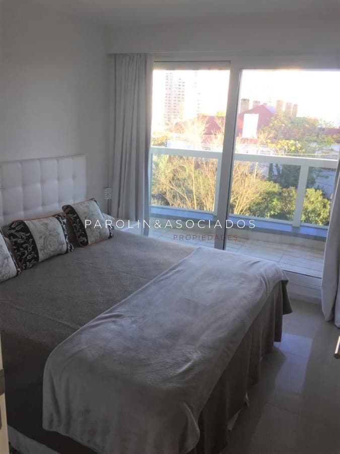 Apartamento en venta de 1 dormitorio en Punta del Este.