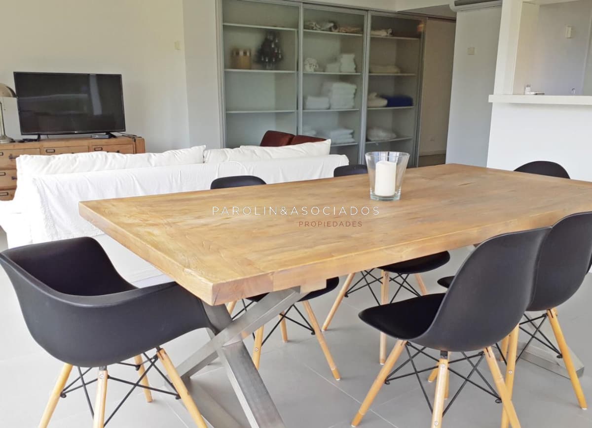 Departamento en Venta de 2 dormitorios en Edificio Silente, Punta del Este