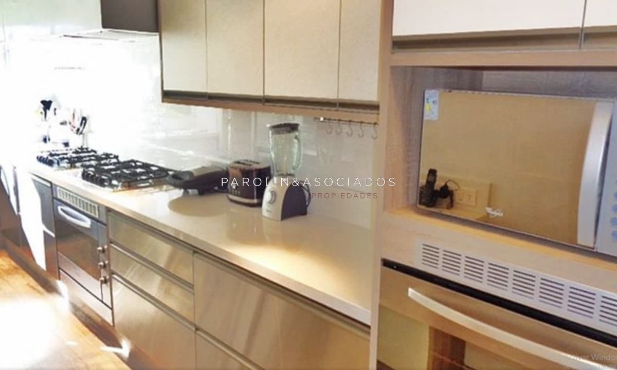 Apartamento de 4 dormitorios en Esturión Terraza, Punta del Este.