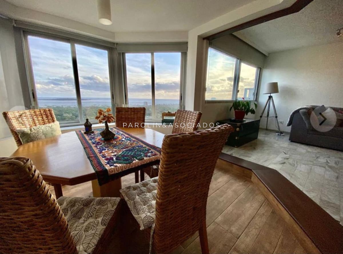 Apartamento en venta de 3 dormitorios + dependencia en Roosevelt Center, Punta del Este.