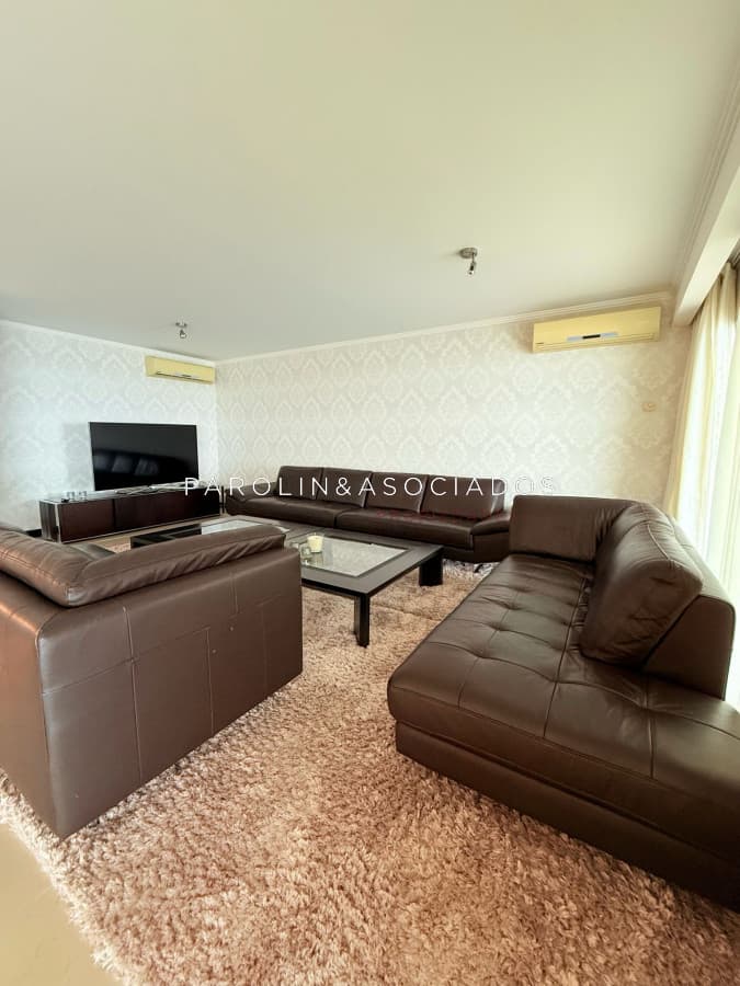 Apartamento en venta de 4 dormitorios en Torre Lobos, Punta del Este.