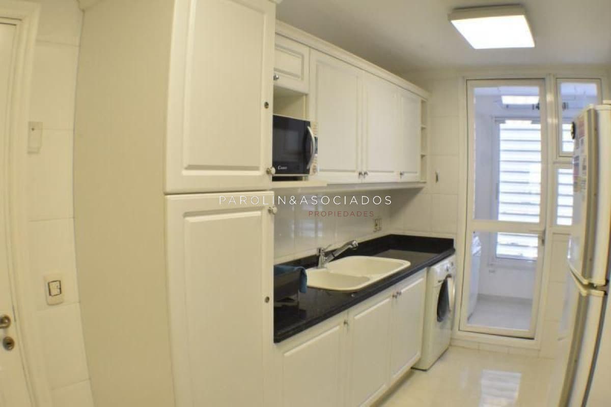 Apartamento de 3 dormitorios en Le Jardin, Punta del Este.