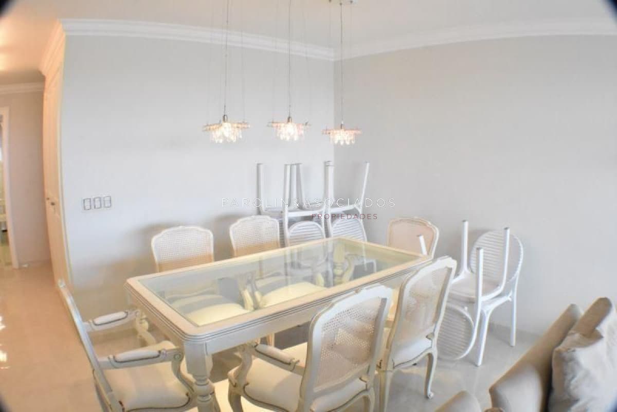 Apartamento de 3 dormitorios en Le Jardin, Punta del Este.