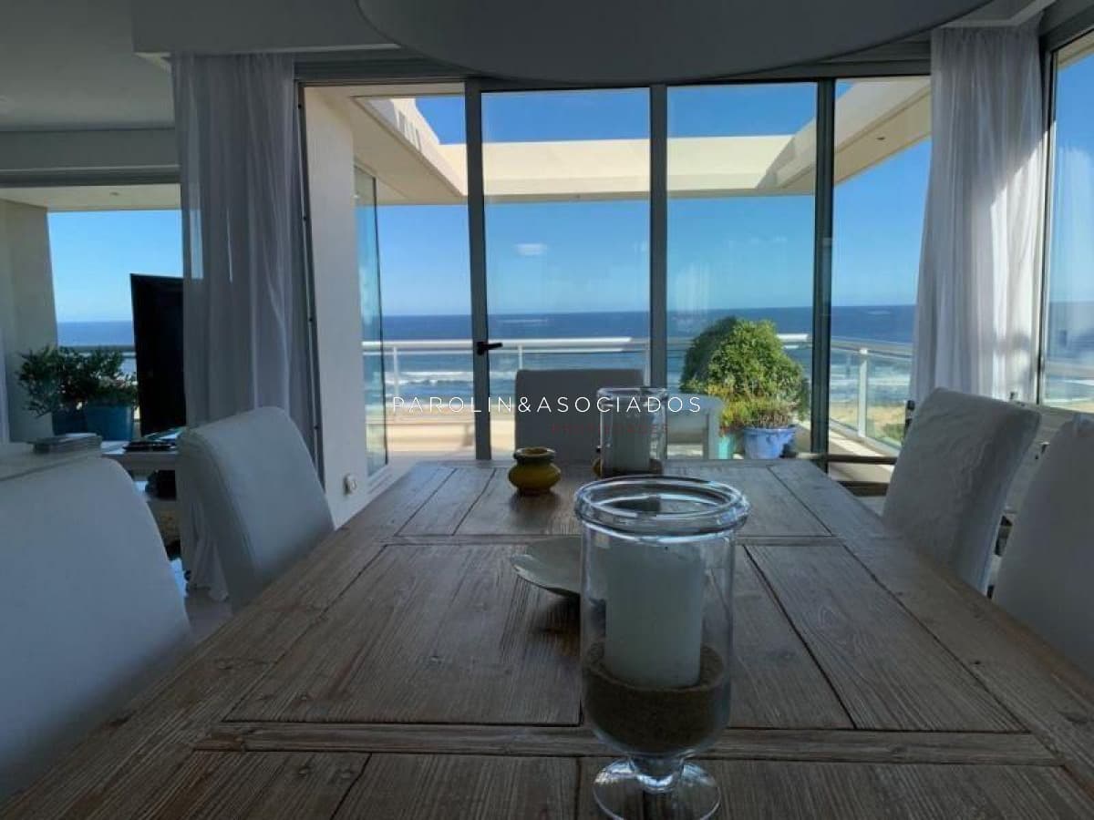 Apartamento en venta de 3 dormitorios en Terrazas de Villa Brava, Punta del Este.
