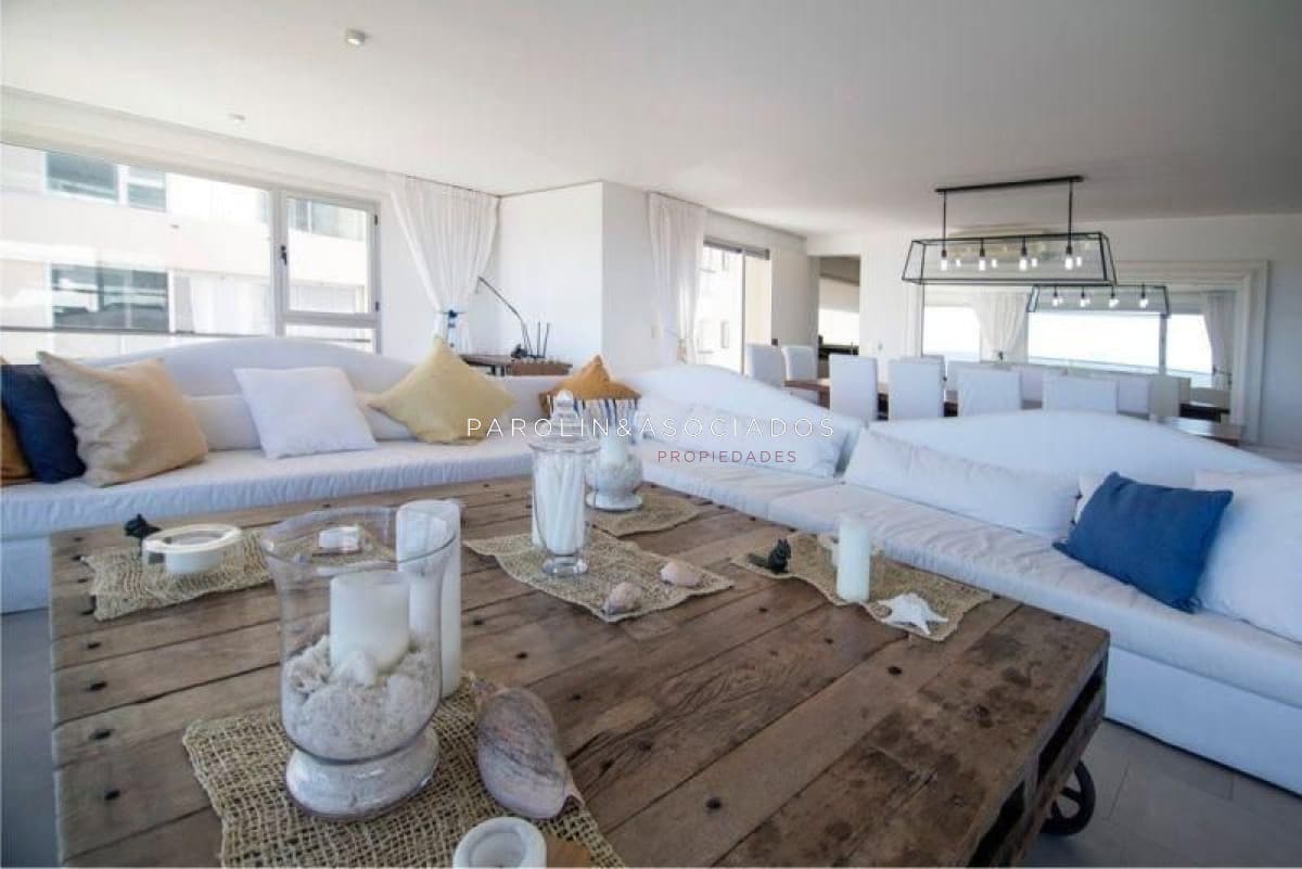 Apartamento en venta de 3 dormitorios en Terrazas de Villa Brava, Punta del Este.