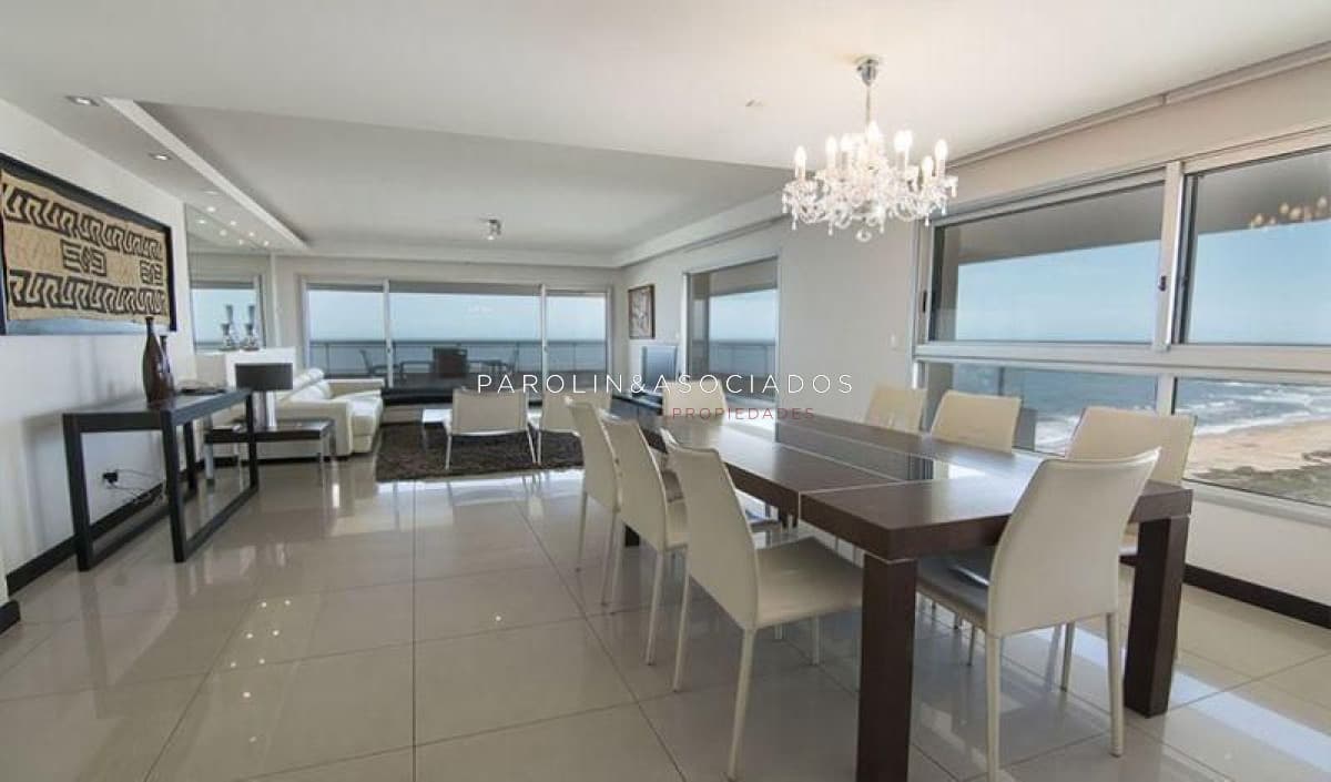 Apartamento en venta en Tiburón III, Punta del Este