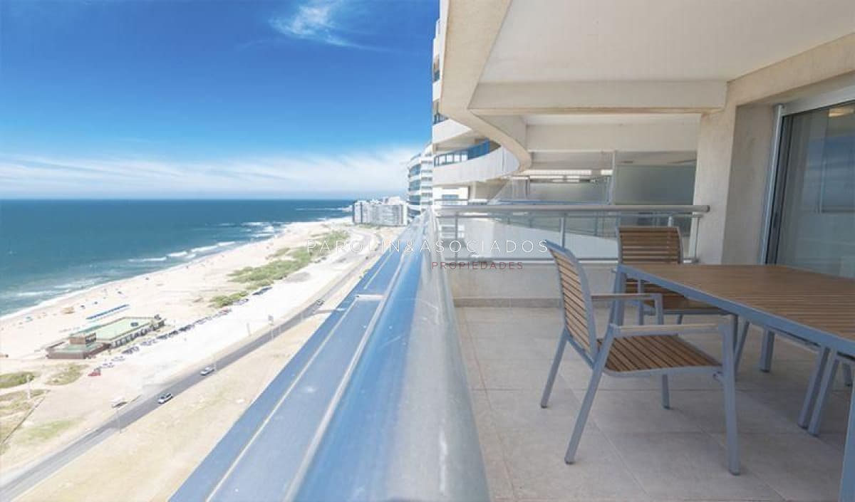 Apartamento en venta en Tiburón III, Punta del Este.