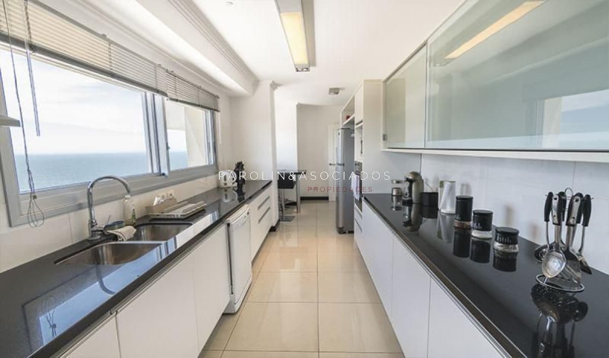 Apartamento en venta en Tiburón III, Punta del Este.