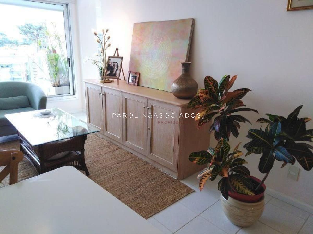 Apartamento en venta de 1 dormitorio en Mansa, Punta del Este.