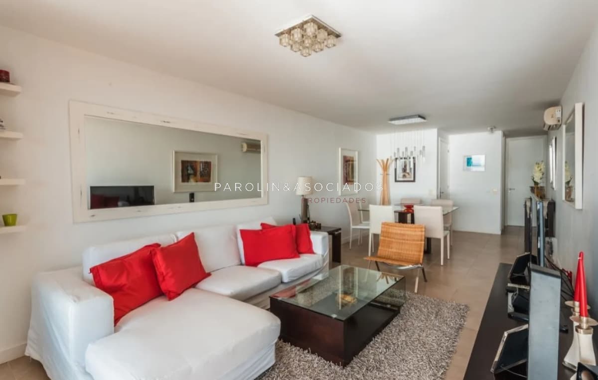 Excelente apartamento en venta en Quartier de Mar, Punta del Este.