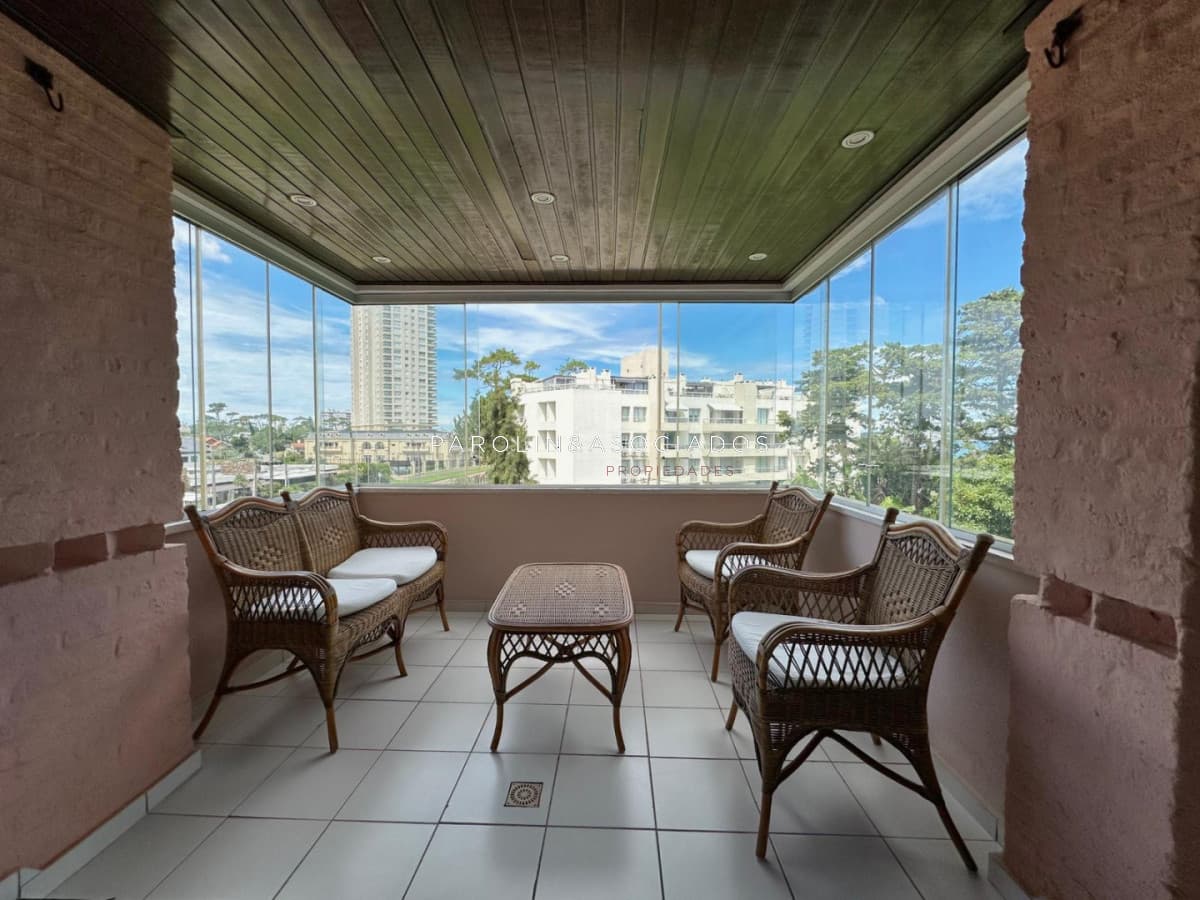 Departamento en Venta de 2 dormitorios en Mansa, Punta del Este