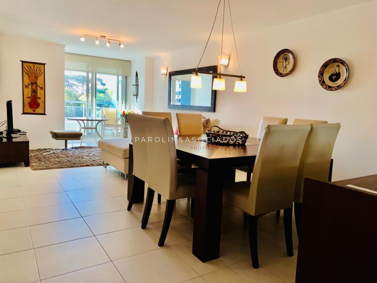 Apartamento en venta en Forest Tower, Punta del Este.