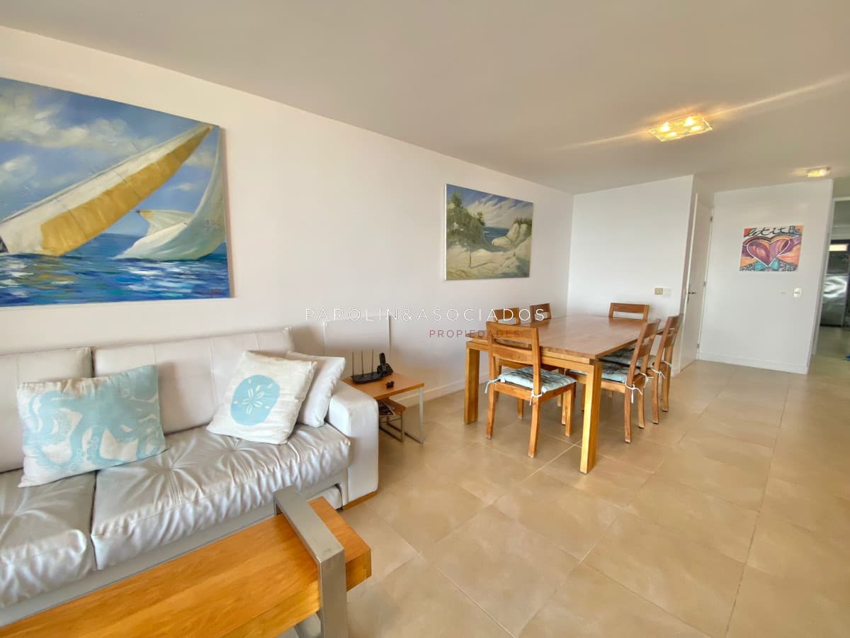 Apartamento en venta de 3 dormitorios en Quartier, Punta del Este.