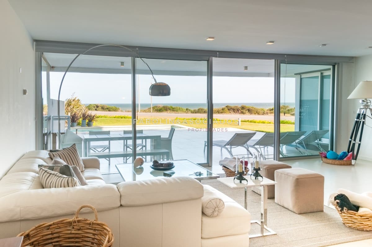 Apartamento en venta en planta baja en Tiburón Terrazas, Punta del Este.