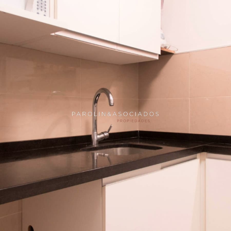 Apartamento en venta de 3 dormitorios en edificio Blue Marine, Punta del Este.