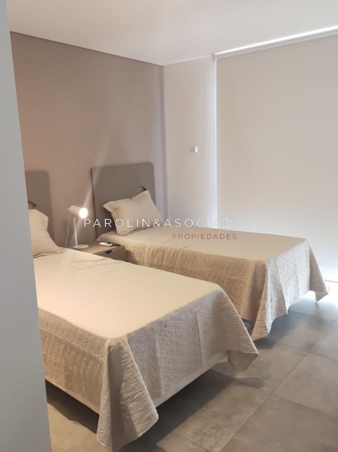 Casa en venta de 4 dormitorios en barrio privado Solanas, Punta del Este.