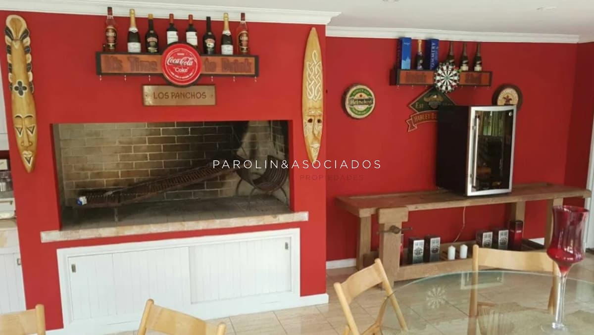 Linda casa en venta en Jardines de Cordoba, Punta del Este.