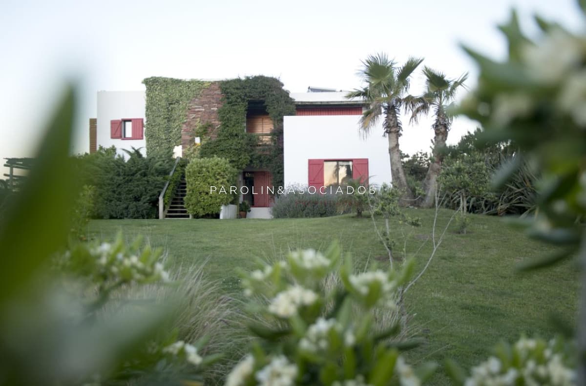 Casa en Venta de 4 Dormitorios en Village del Faro, José Ignacio
