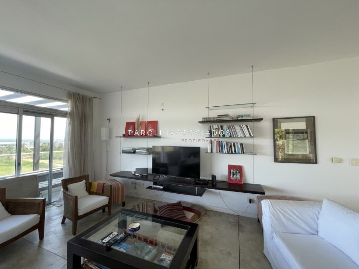 Casa en venta de 3 dormitorios en Manantiales, Punta del Este.