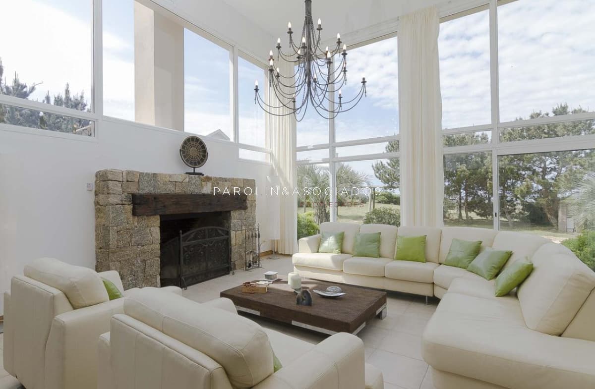 Casa en Venta de 4 Dormitorios en Club del Mar, José Ignacio