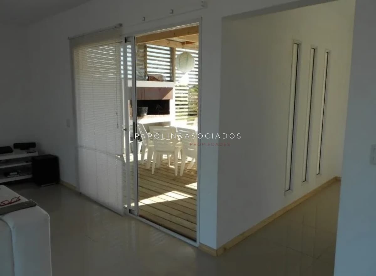 Casa en venta de 3 dormitorio con vista al mar en Manantiales, Punta del Este.
