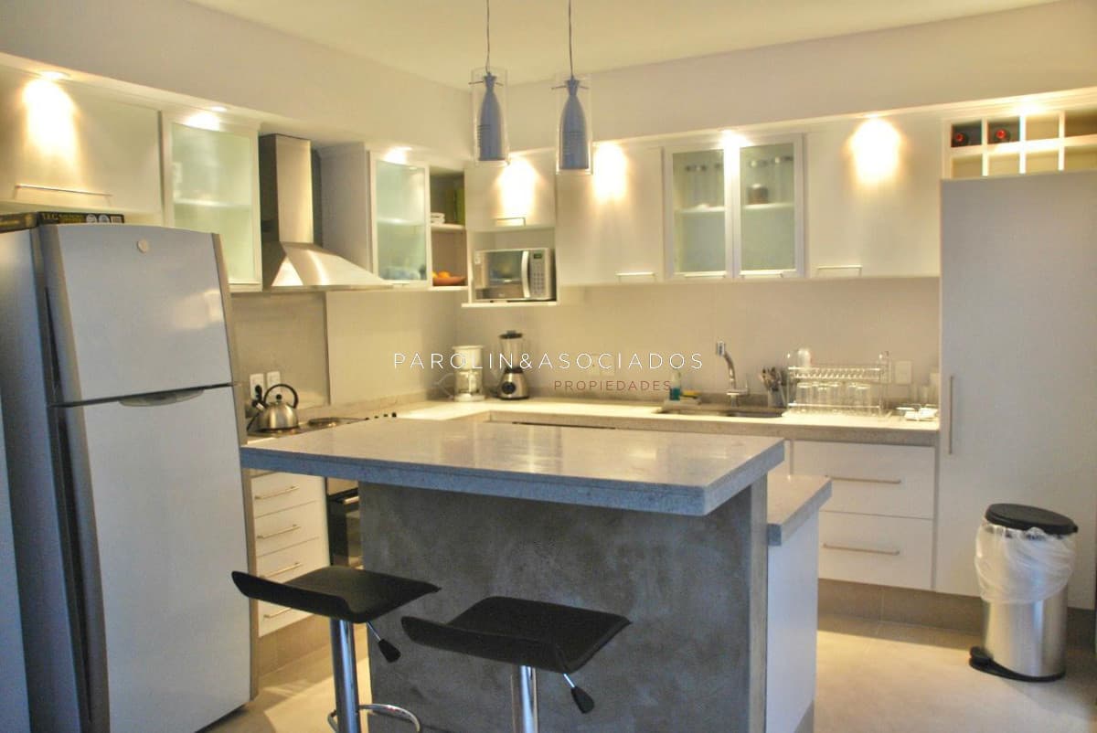 Casa en venta de 4 dormitorios en Solanas, Punta del Este.