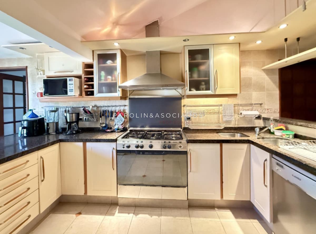 Casa en Venta de 3 dormitorios en Playa Mansa, Punta del Este