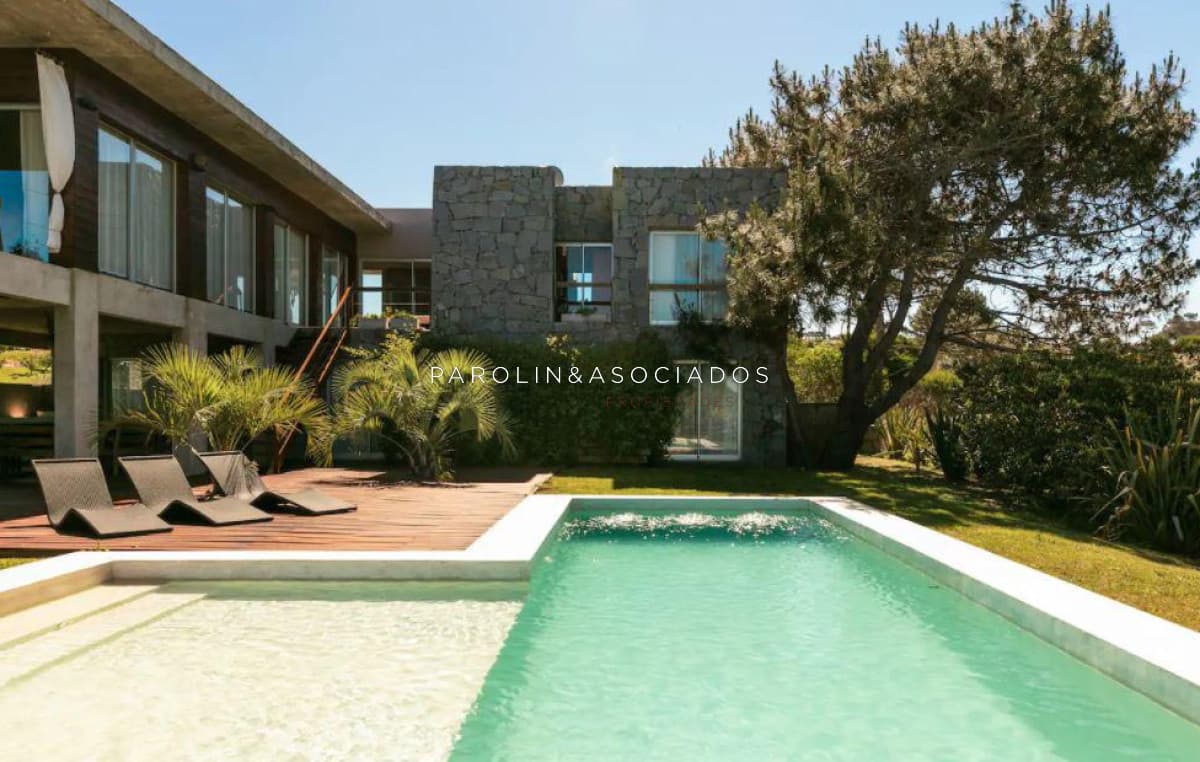 Casa en Venta de 4 Dormitorios en Village del Faro, José Ignacio