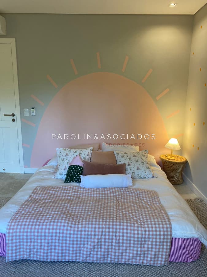 Casa de 4 dormitorios en venta en El Quijote, Punta del Este.