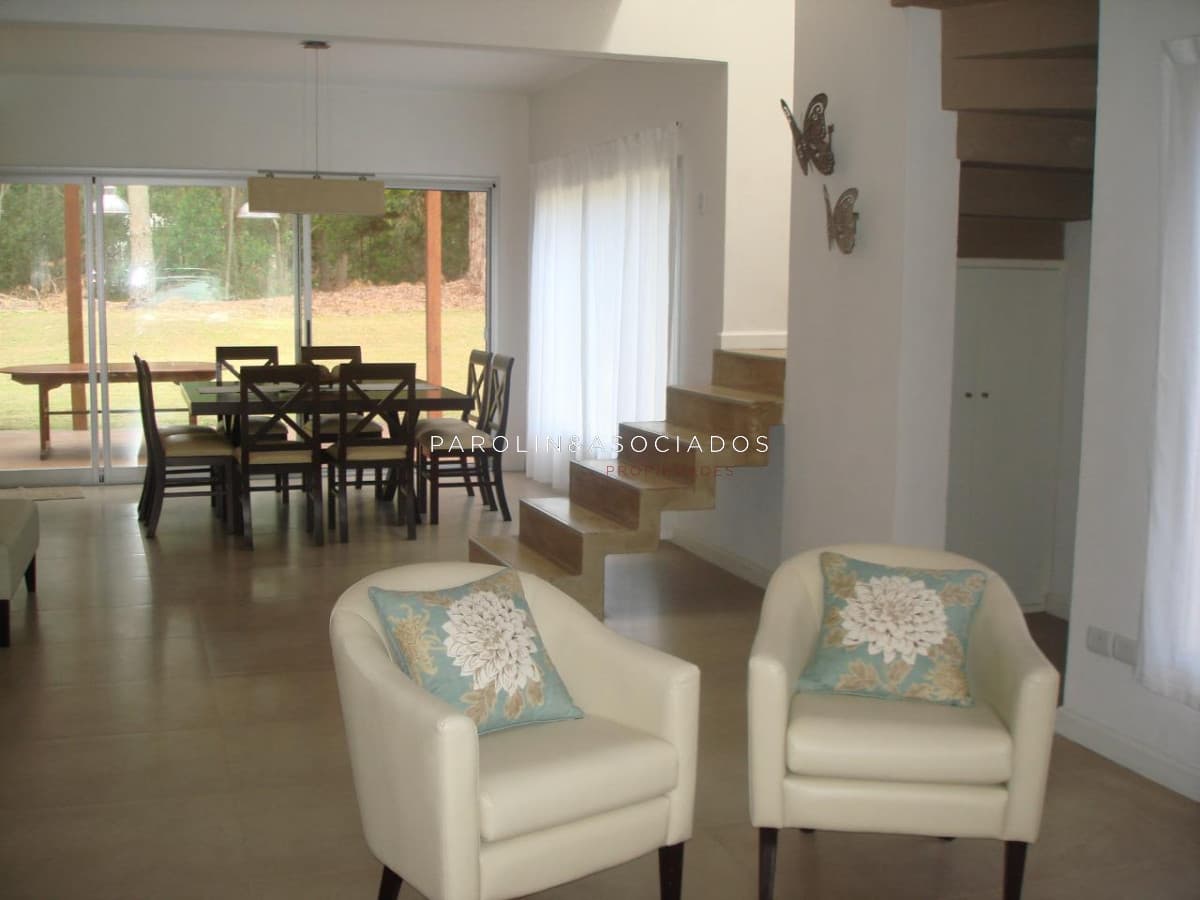 Casa en venta de 4 dormitorios en Solanas, Punta del Este.