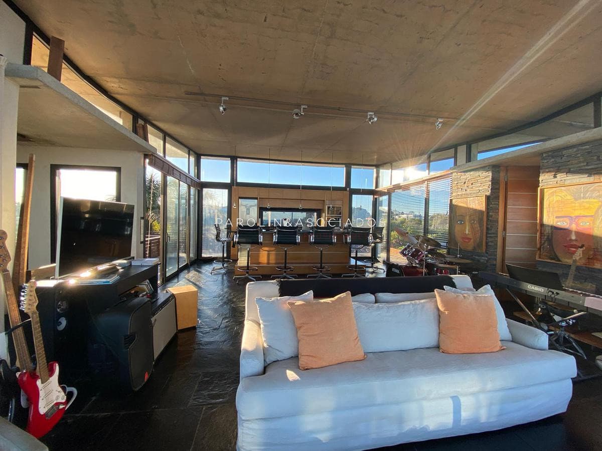 Casa en venta de 3 dormitorios en Punta Piedras, Punta del Este.